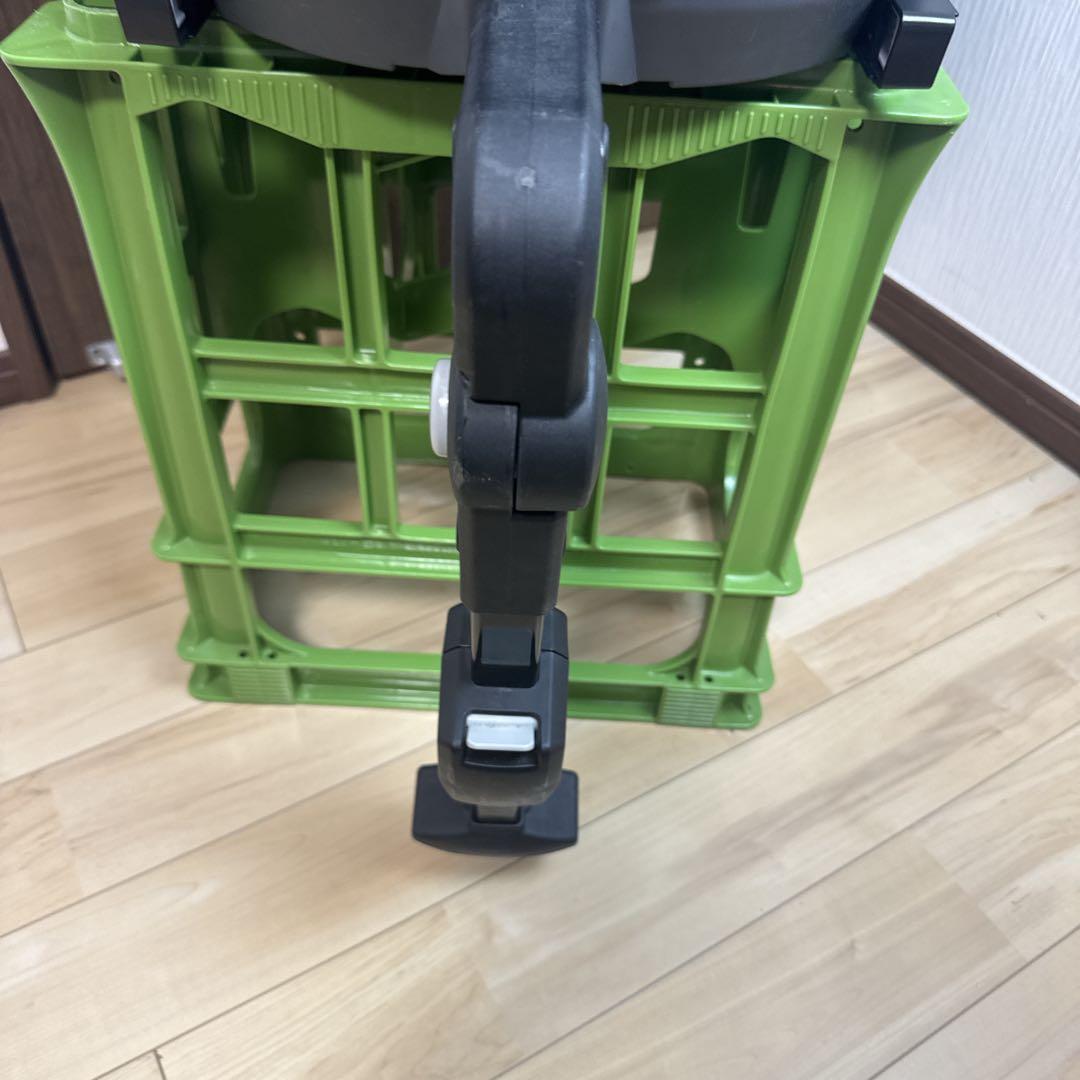 Combi コンビ　CG-CIG ISO-FIX ベビーシート ネイビー