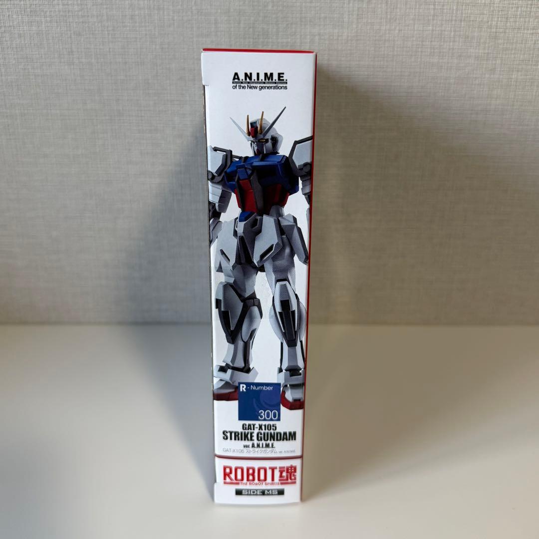 【新品】BANDAI ROBOT魂 GAT-X105 STRIKE GUNDAM