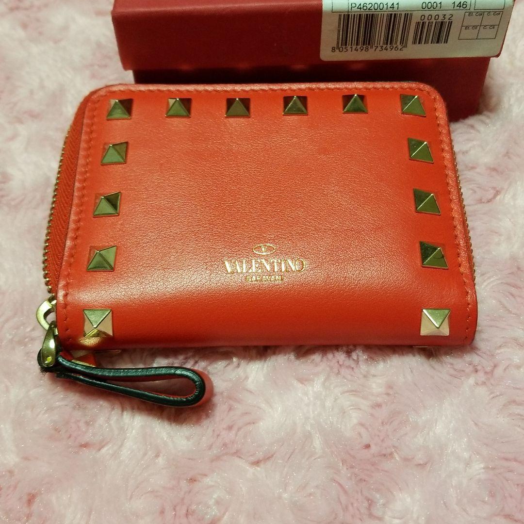 VALENTINO ヴァレンティノ　ロックスタッズ　ケース