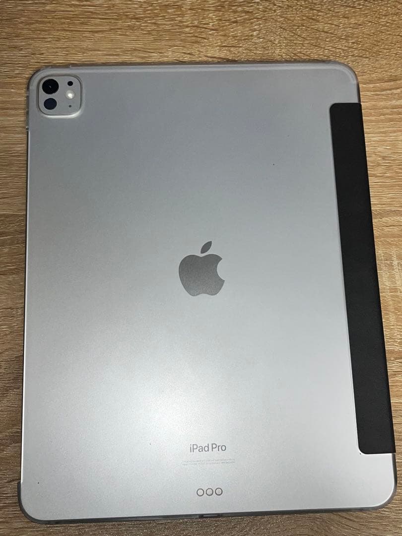 iPad Pro M4 13インチ 256Gb Wi-Fiモデル シルバー