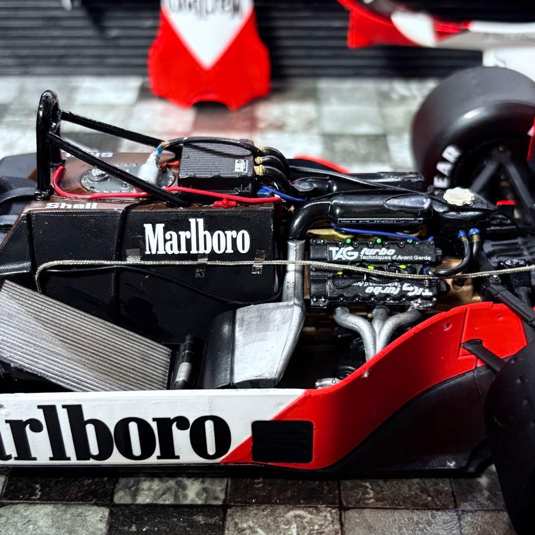 ワンオフカスタム 1/18 Solido マクラーレン MP4/2B 1985