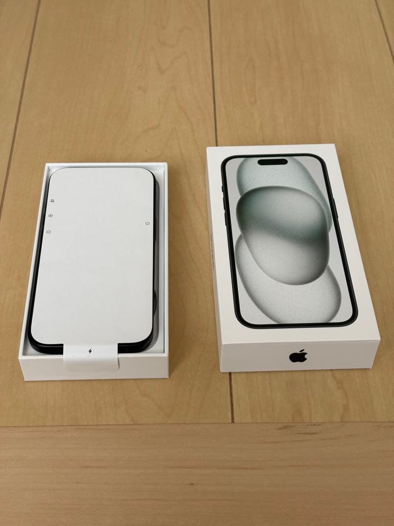 Apple iPhone 15 128GB SIMフリー 本体　ブラック