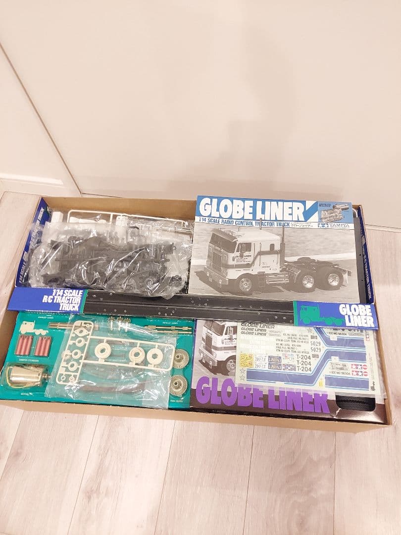 新品　未組立　タミヤ TAMIYA 56304 1/14　グローブライナー