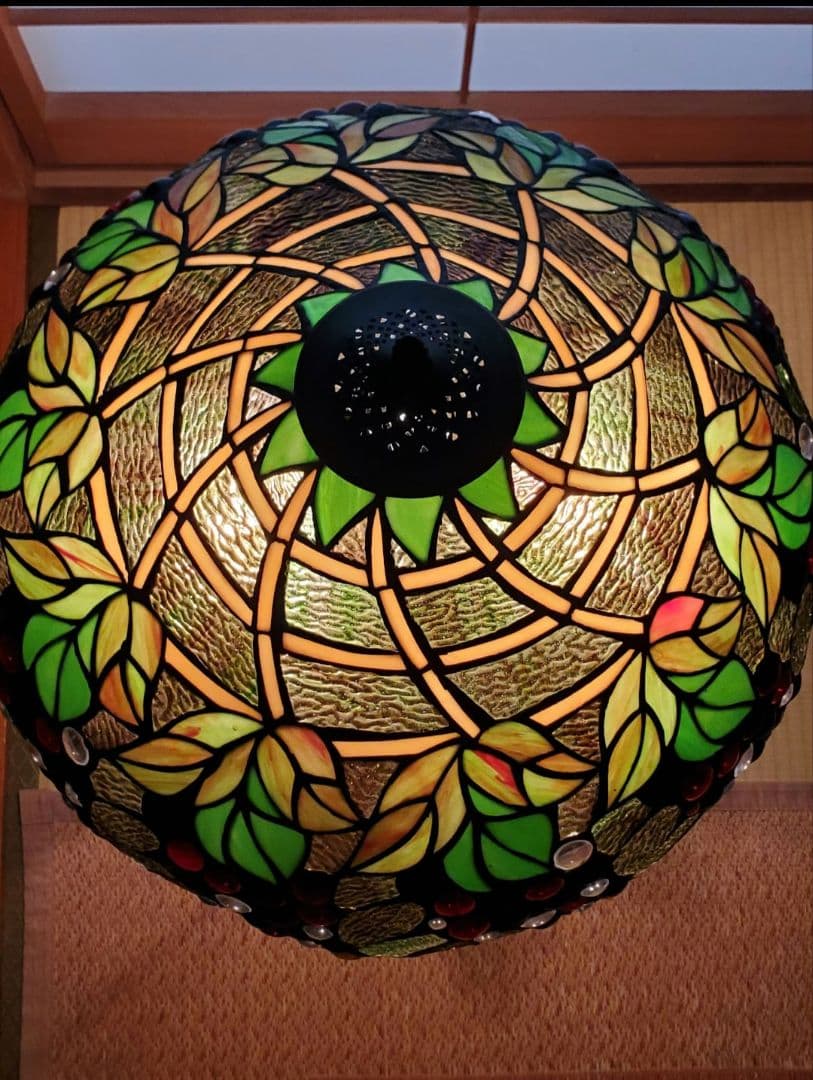 【期間限定出品＊】葡萄のステンドグラスランプ　　照明器具　アールヌーボー