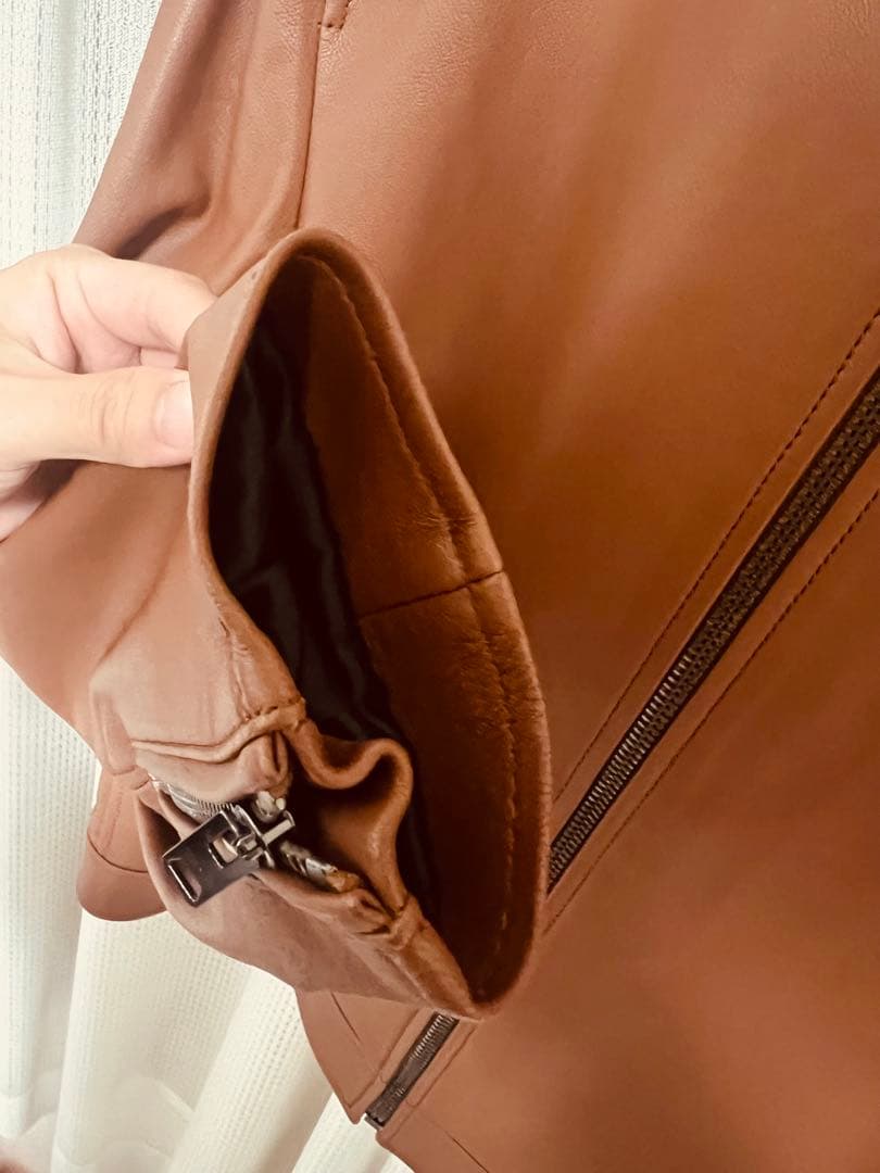 COACH レザーレーサーMサイズ