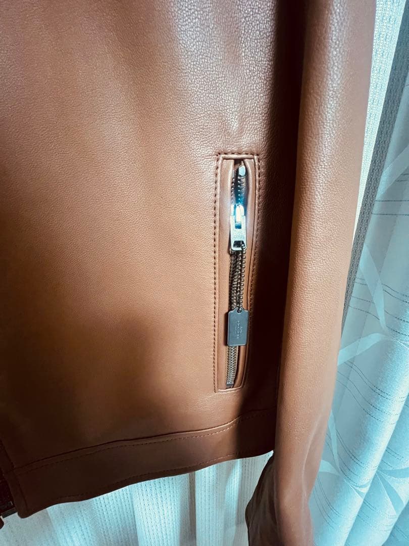 COACH レザーレーサーMサイズ