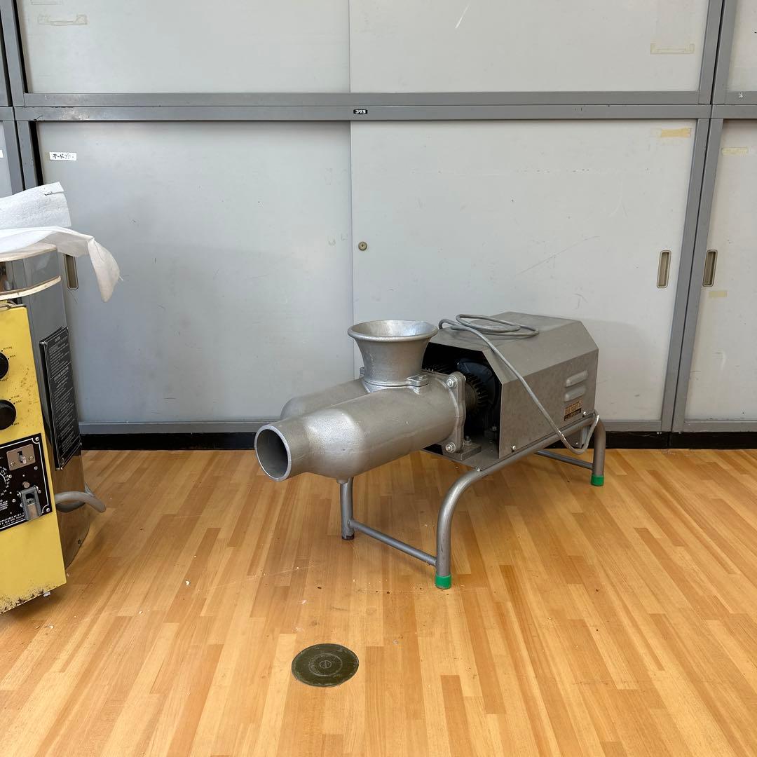 丸ニ陶料　土練機　KNEADING MACHINE MINI GIANT-1