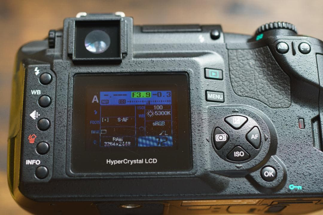 OLYMPUS E-300 ショット数7941 ズームレンズ2本付
