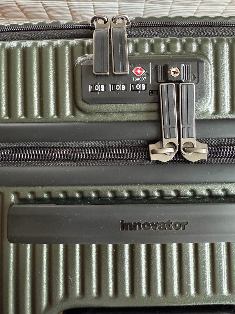 新品【イノベーター】スーツケースEXTREME INV60 62L TSAロック