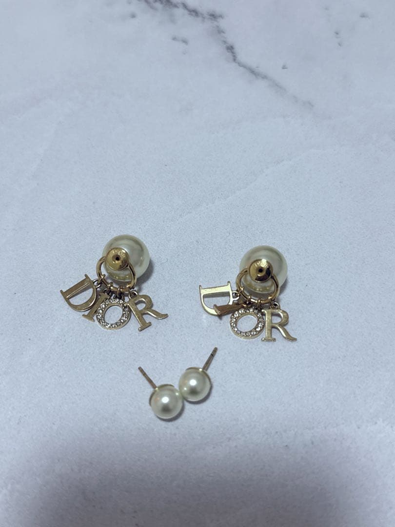 クリスチャンディオール ピアス ゴールド