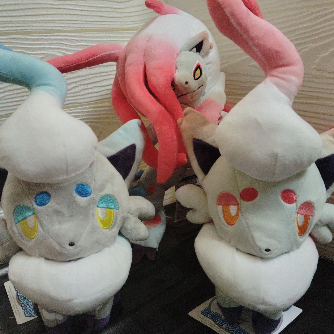 ポケモン★♥色違いのヒスイゾロア・ヒスイゾロア・ヒスイゾロアーク♥★3体セット