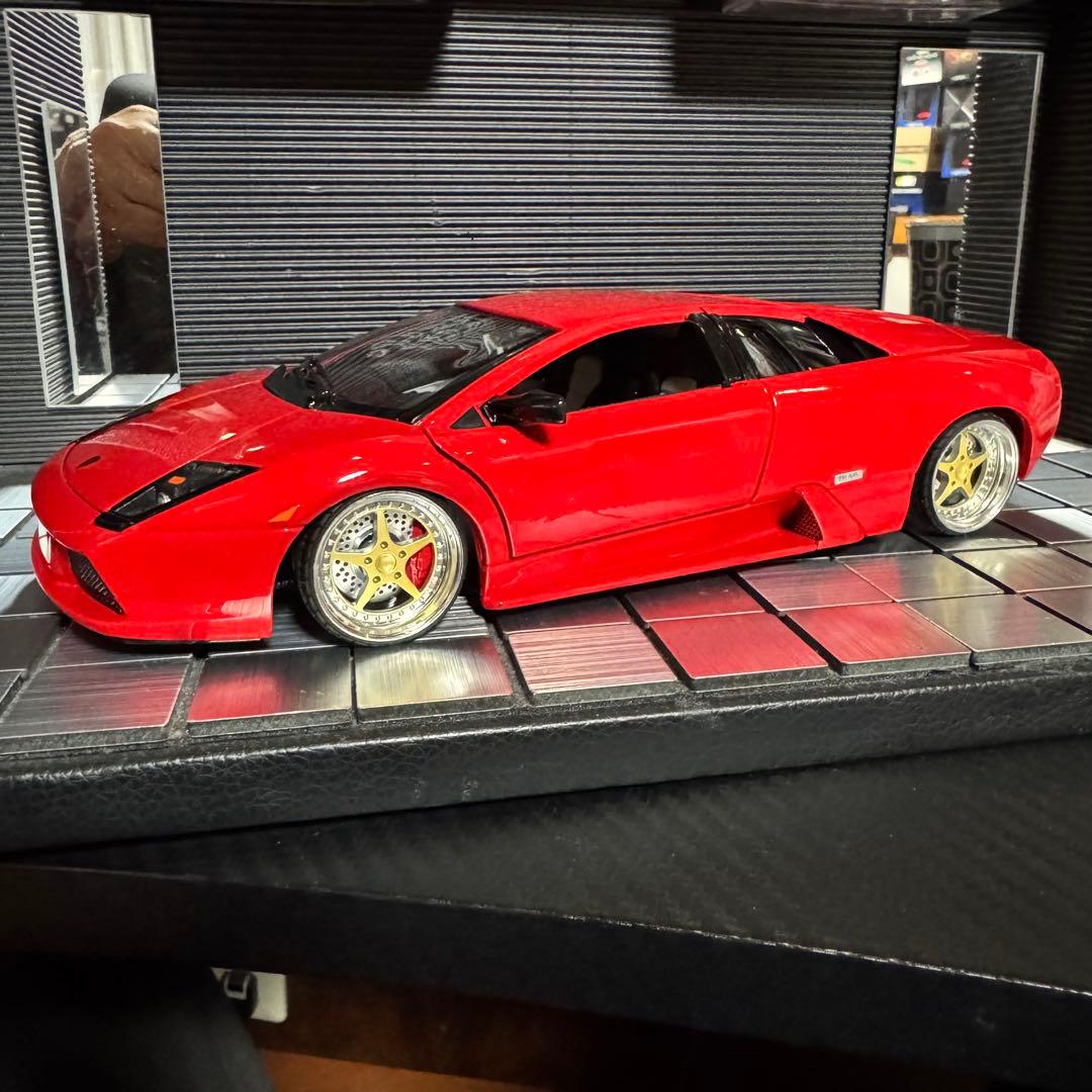 Bburago 1/18 ランボルギーニ ムルシエラゴ(カスタム仕様)レッド