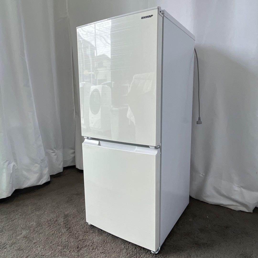 K★497 　シャープ　冷蔵庫　21年製　つけかえドア　152ℓ 　中古