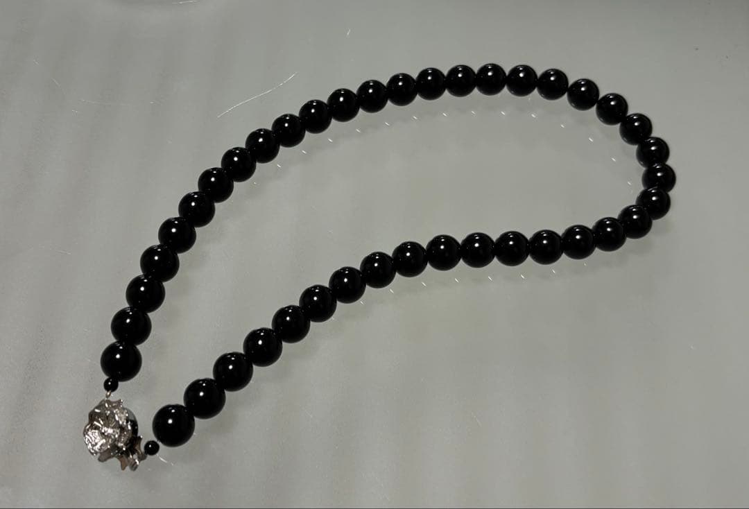 天然黒珊瑚ネックレス（大玉１０mm珠）鑑別書付き⑤