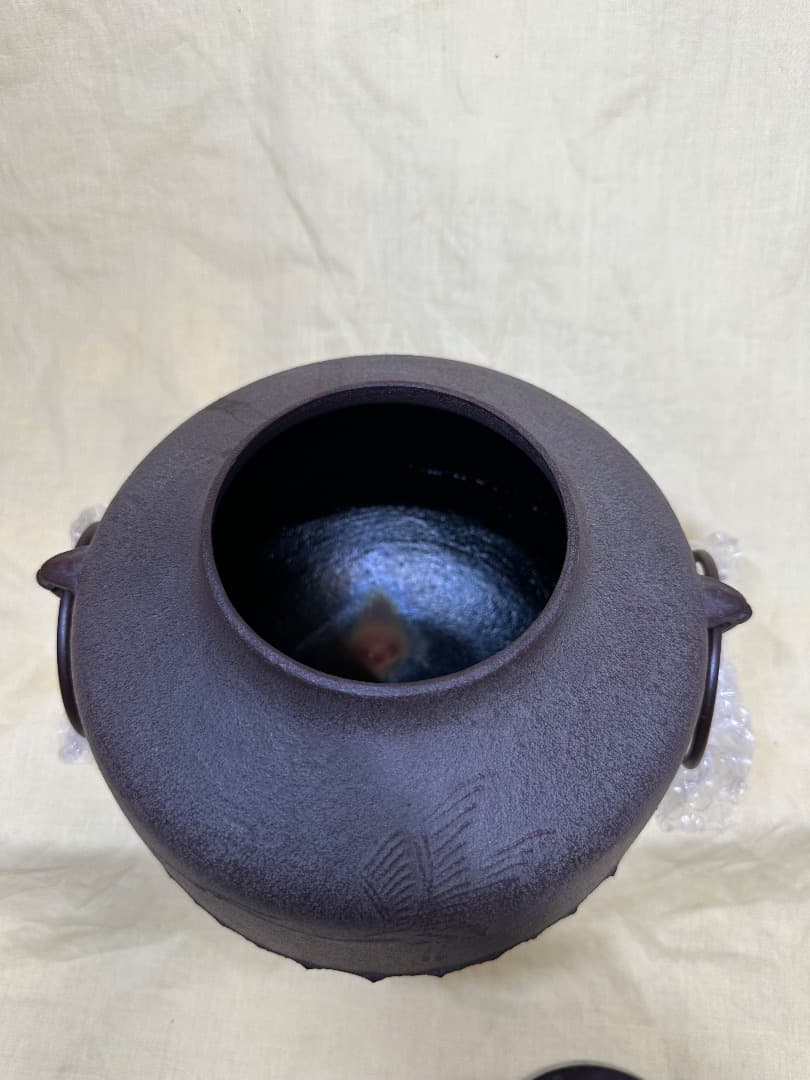 釜師　菊地政光作　炉釜・　鶴雲釜（唐銅摘）