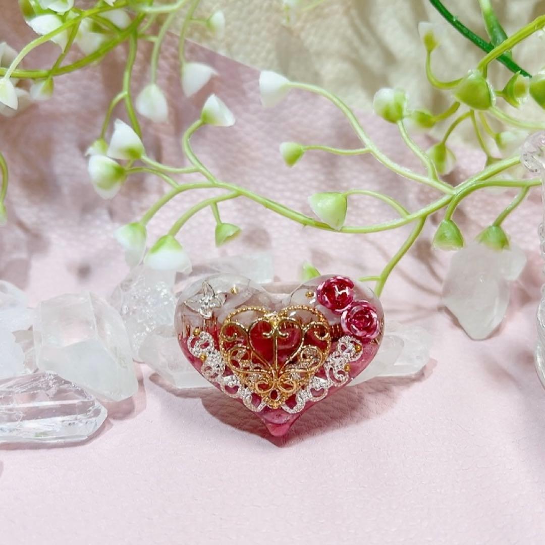 癒しのオルゴナイト❤️ミルキークンツァイト＋ロードナイトのハート型♡