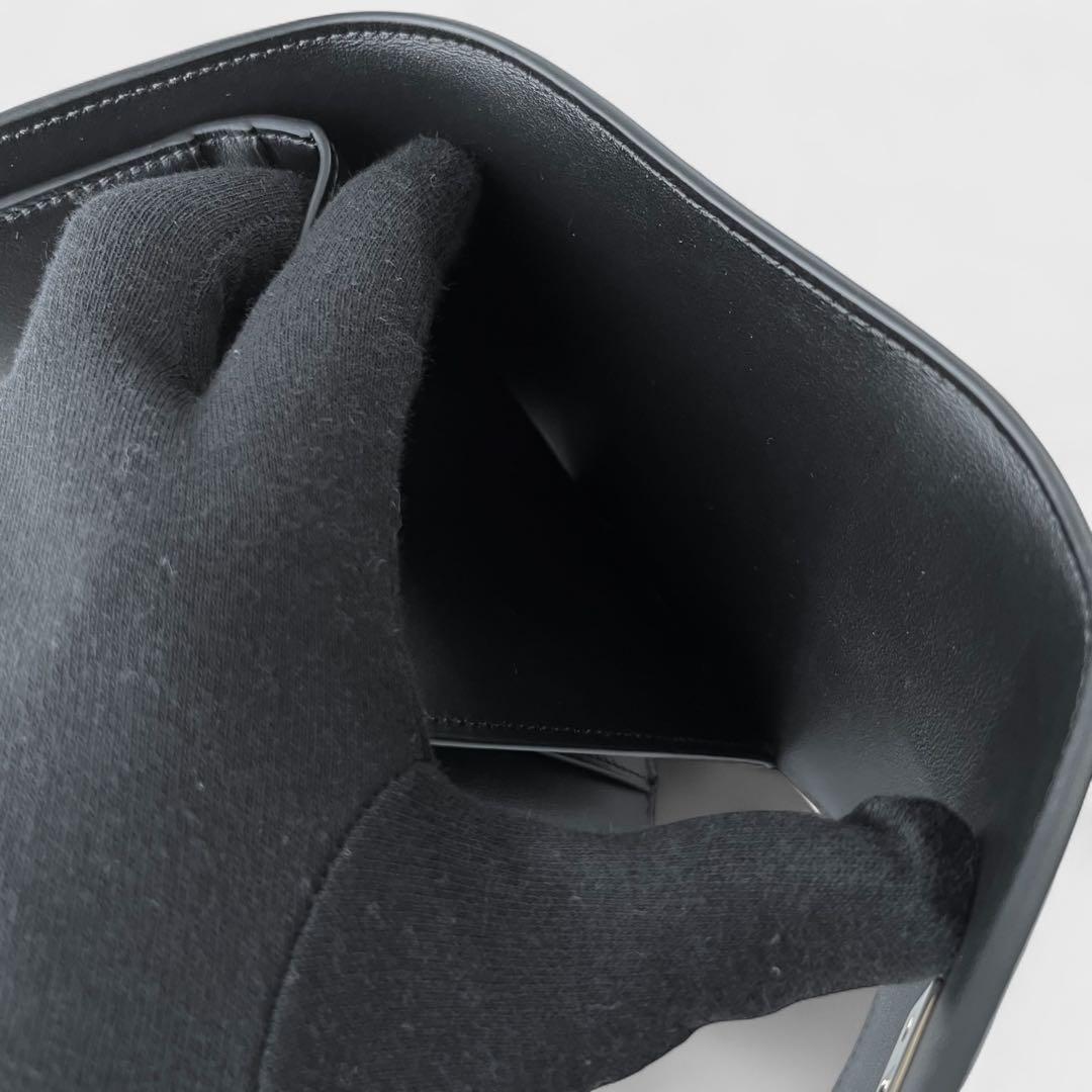 現行モデル 美品 セリーヌ コンパクトウォレット 三つ折り財布 セーズ ブラック
