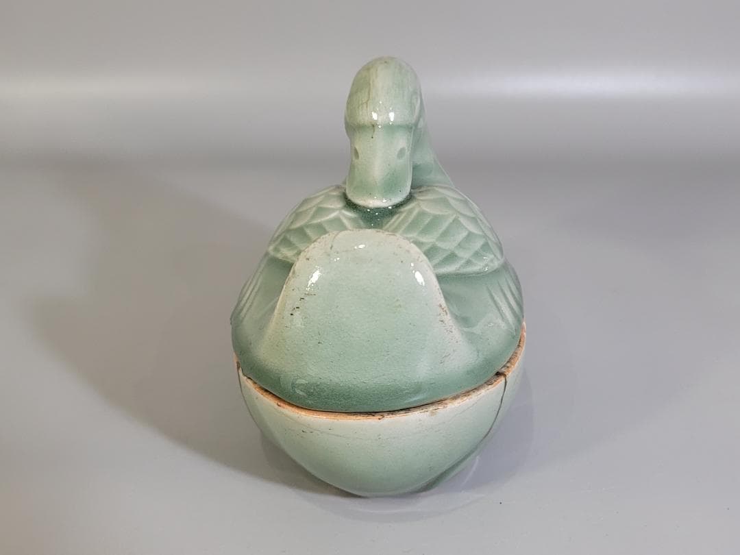 中国 仿古 青磁 鴨 蓋物