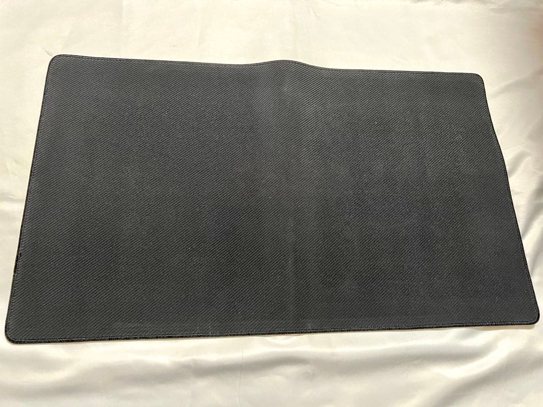 ハズビンホテル エンジェルダスト プレイマット バレンタイン 公式