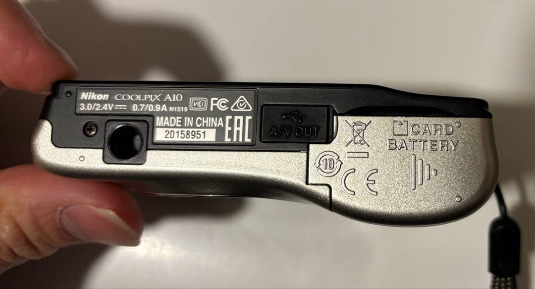 【動作確認済】Nikon COOLPIX A10シルバー デジタルカメラ