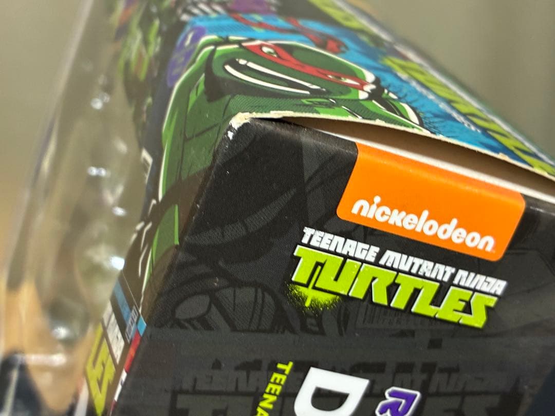 リボルテック　ミュータントタートルズ　ドナテロ　未開封