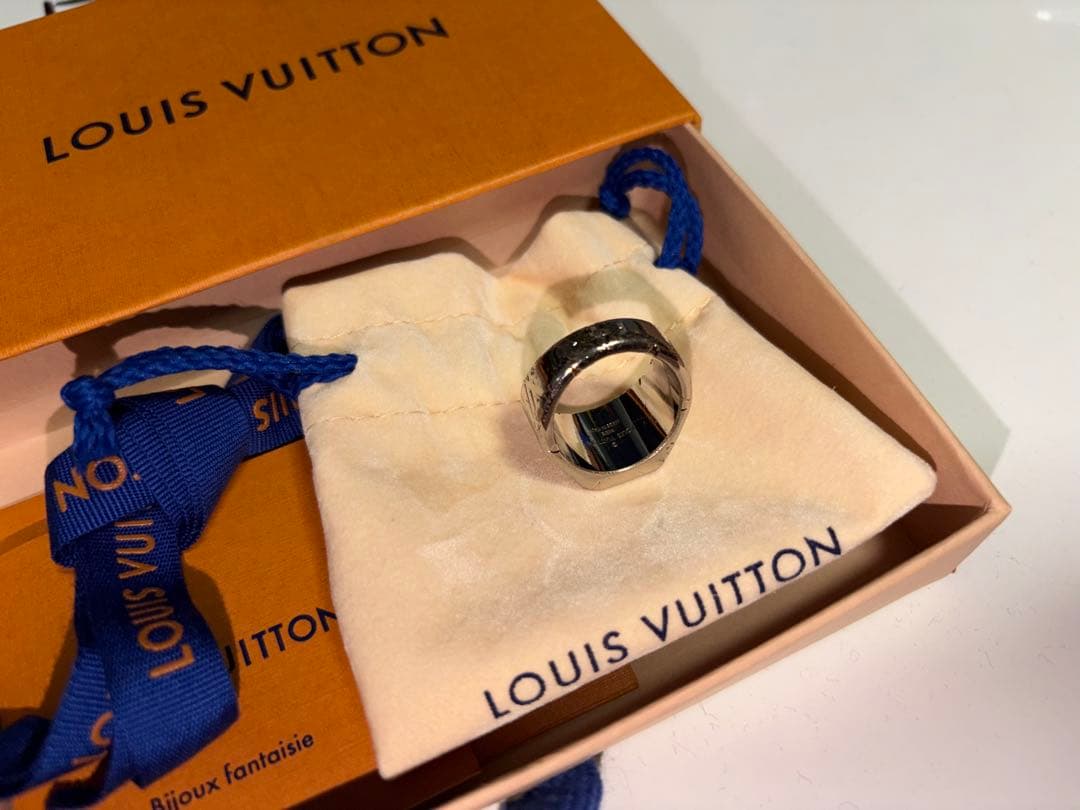 マンさん　ルイ・ヴィトン　モノグラム シグネットリング 指輪