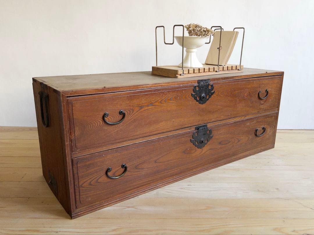 ローボード　チェスト　2段　木製　収納棚　古道具　古家具　アンティーク