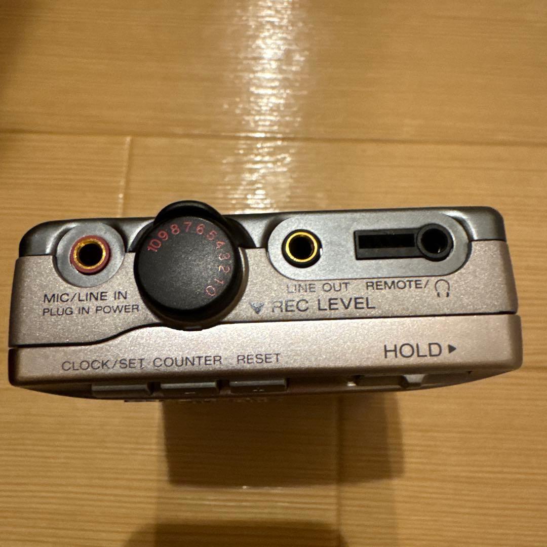 ソニー SONY TCD-D100 レコーディングDATウォークマン 通電確認済