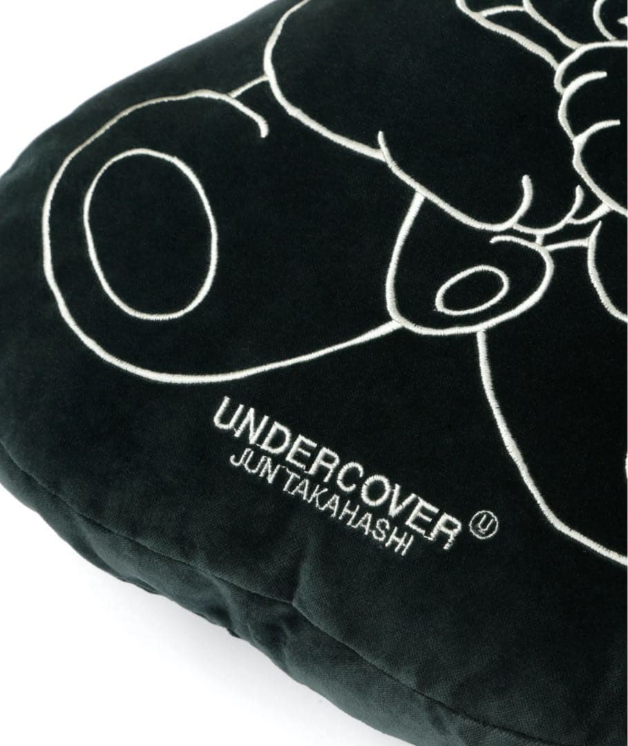 UNDERCOVER アンダーカバー UCZ8Z02-2 ベア クッション