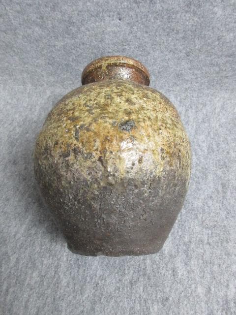 古信楽うずくまる壷 [B27363]