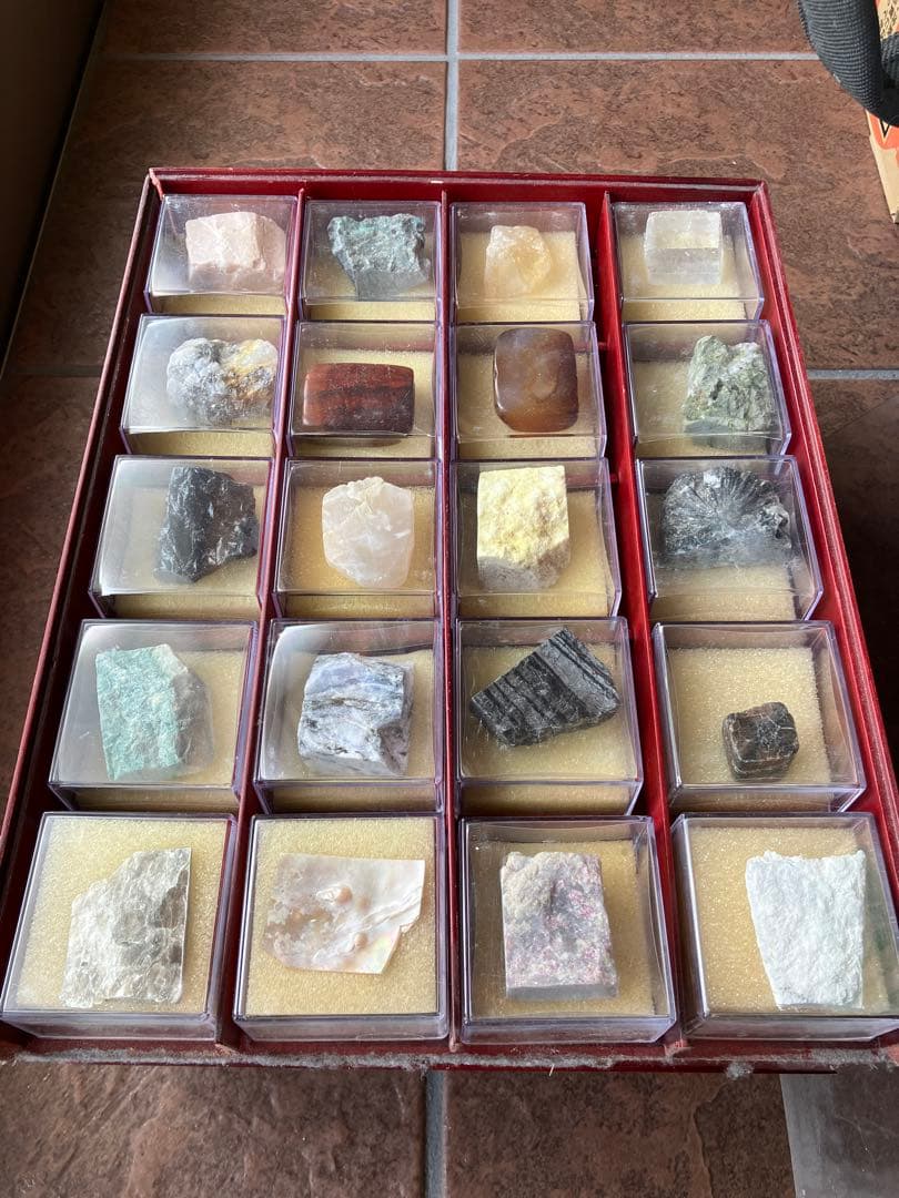 最終売切りセール❗️【絶版品】デアゴスティーニ 地球の鉱物 コレクション全120個