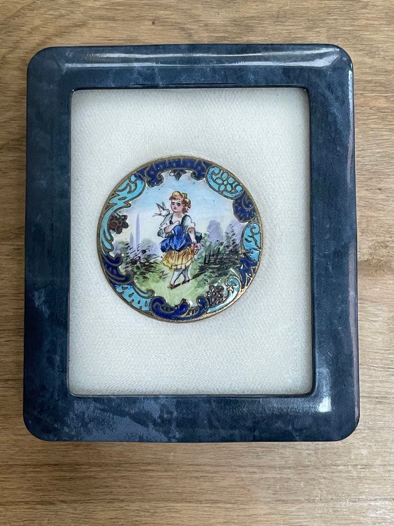 ⬇️【希少】アンティーク エナメル手書き　ボタン