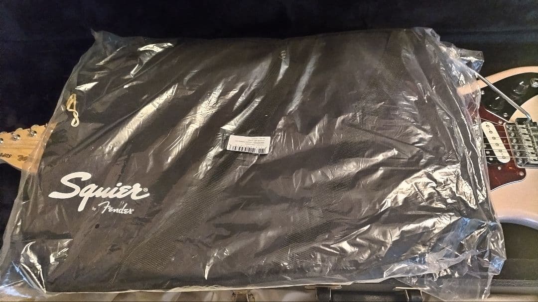 ギター Squier Paranormal Super-Sonic Shell Pink