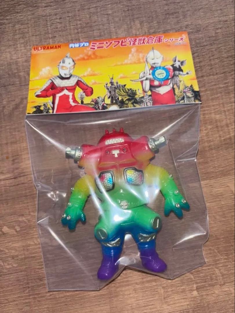 MAXTOY キングジョー GID 蓄光　マックストイ 未開封 ソフビ