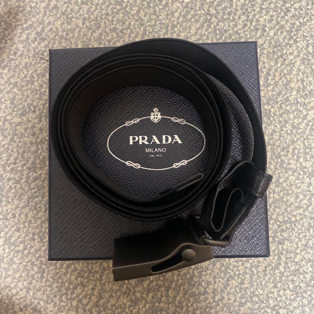 PRADA ミラノ ブラックナイロンベルト 箱付き