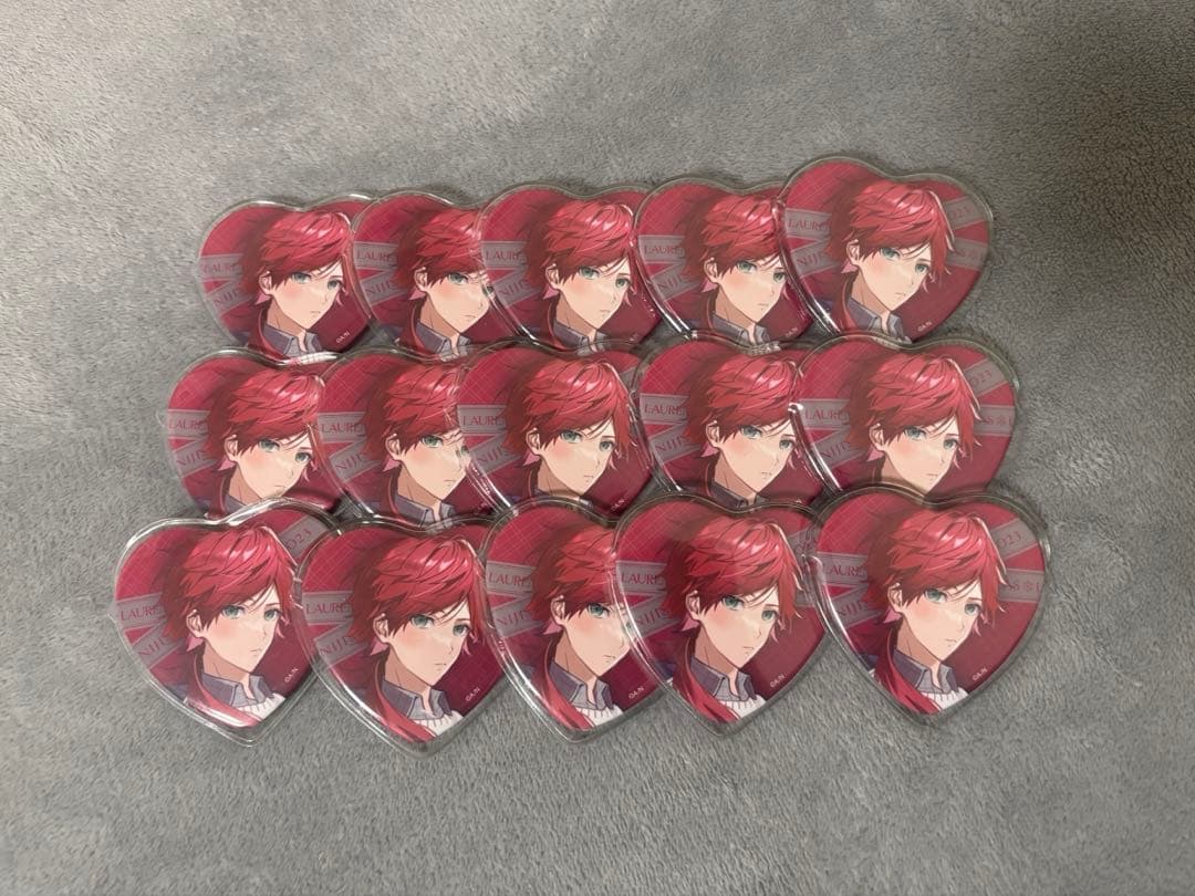 ローレン・イロアス　缶バ　ホワイトデー2023