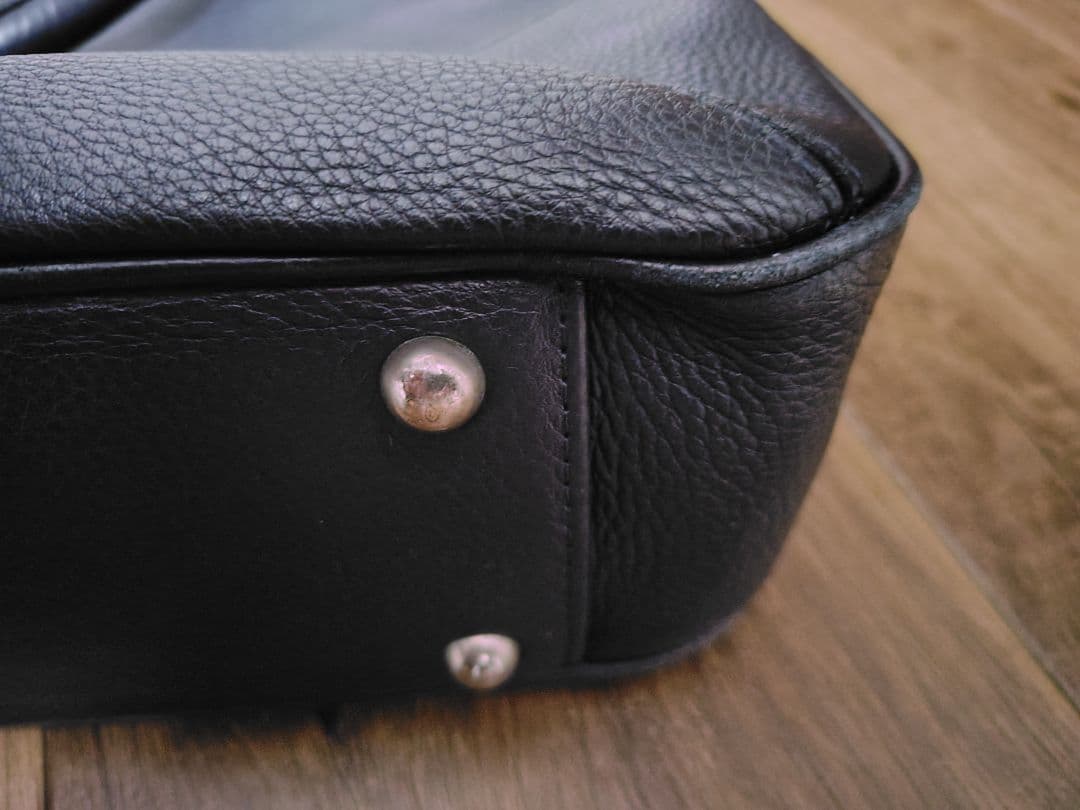 ペッレモルビダ　ネイビー レザー ビジネスバッグ