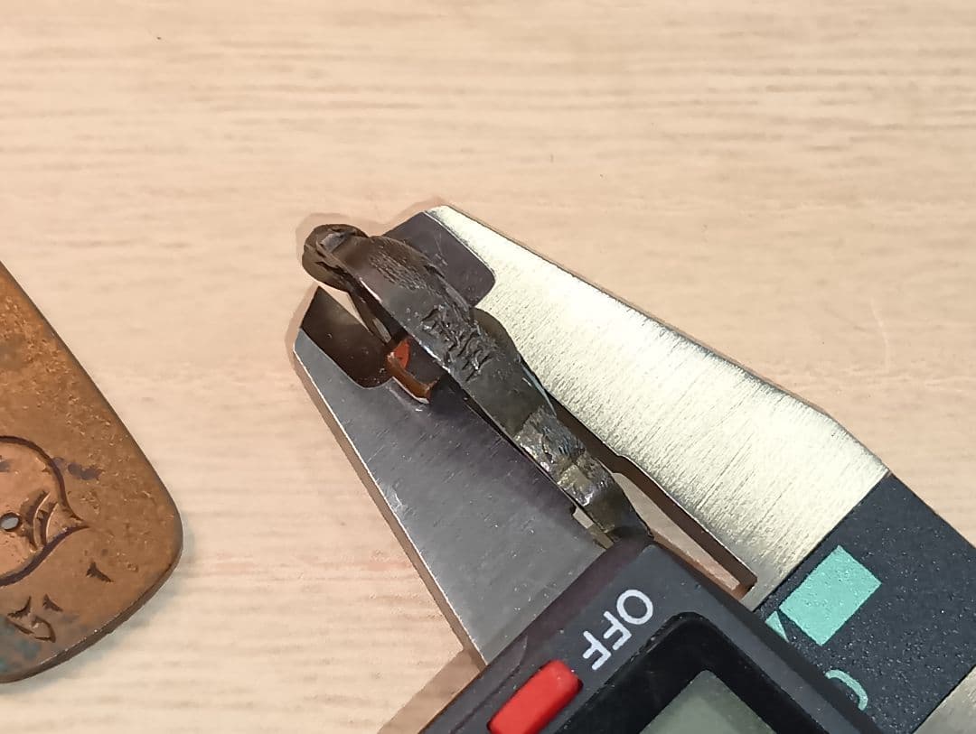 煙草入／超絶技巧前金具／在銘あり