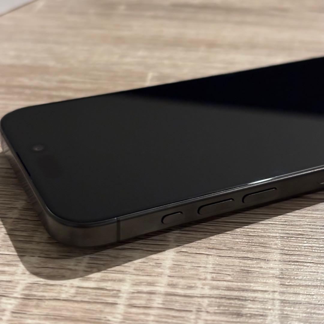 値下げ中：【美品】iPhone 15 Pro 256GB／国内版SIMフリー