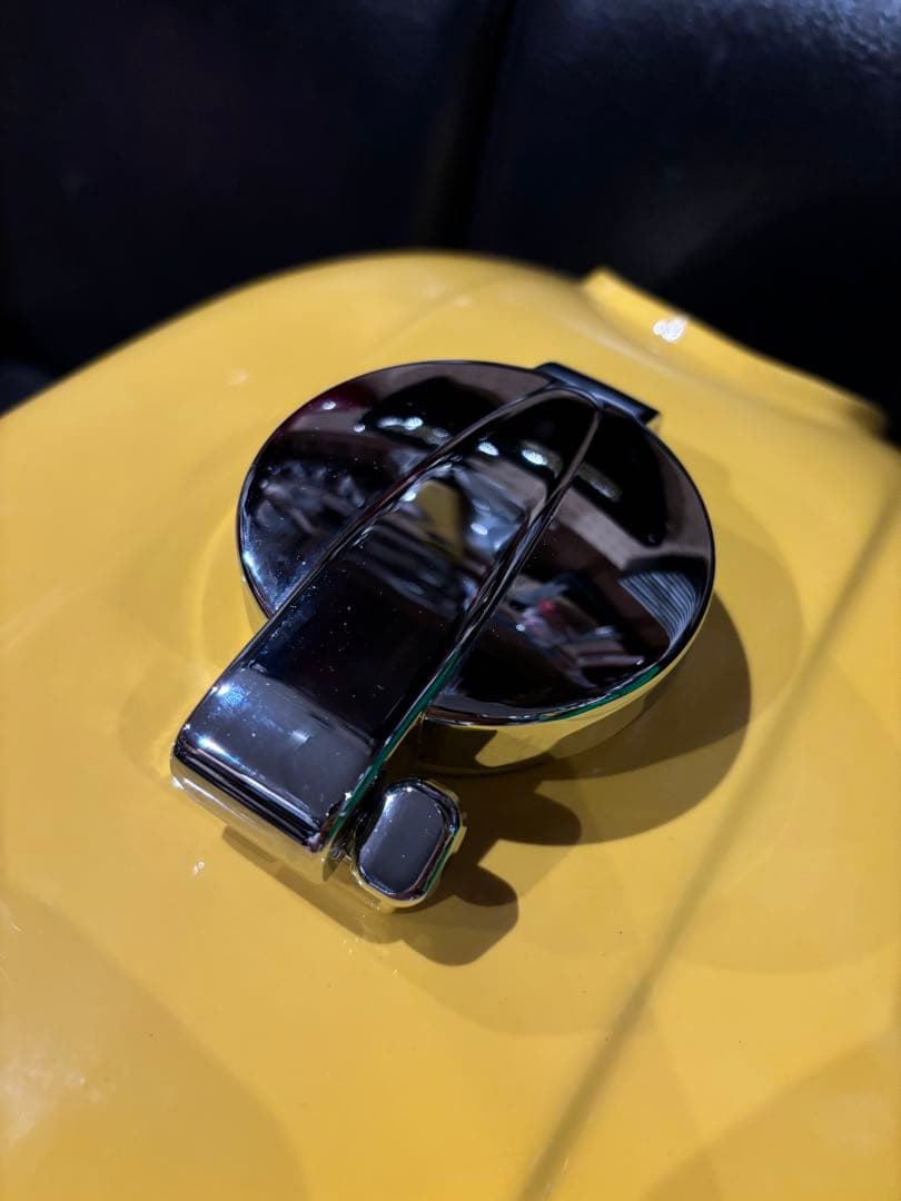 HONDA cb400f タンク イエロー