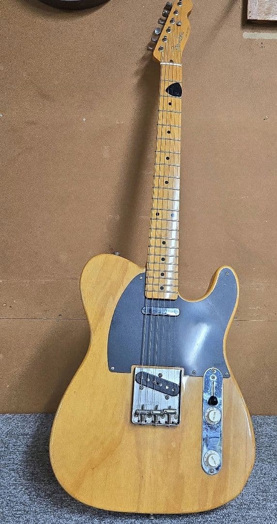 T248★ Fender　エレキギター