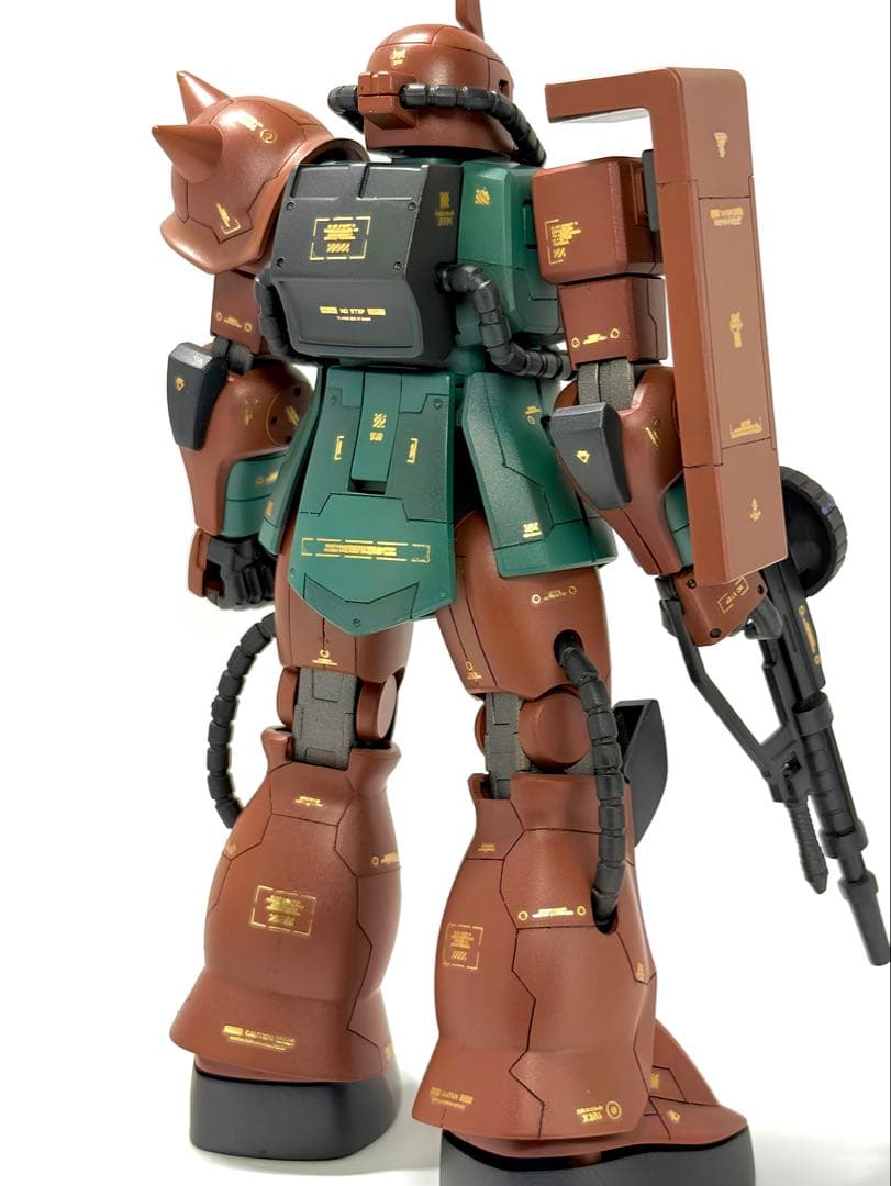 HGUC ザクII （ガルマ専用機） 改修全塗装完成品