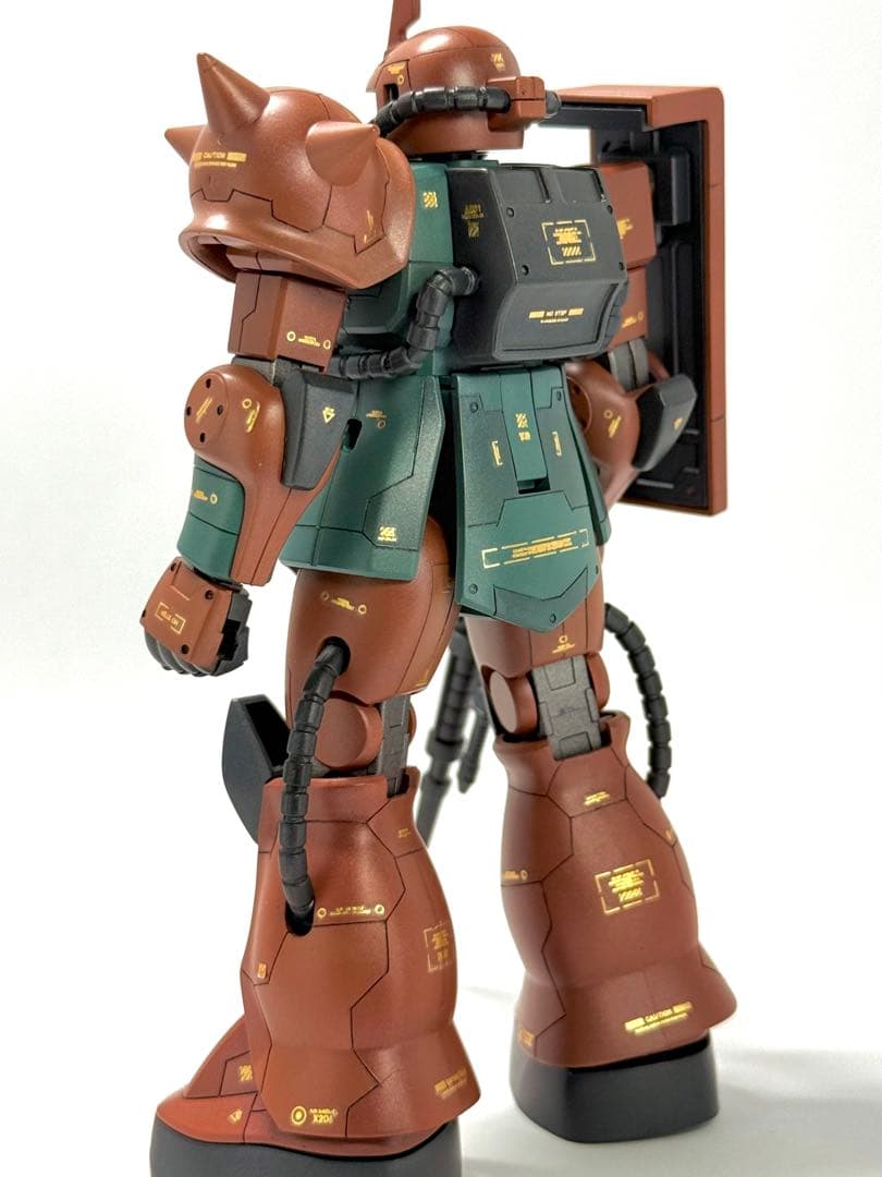 HGUC ザクII （ガルマ専用機） 改修全塗装完成品
