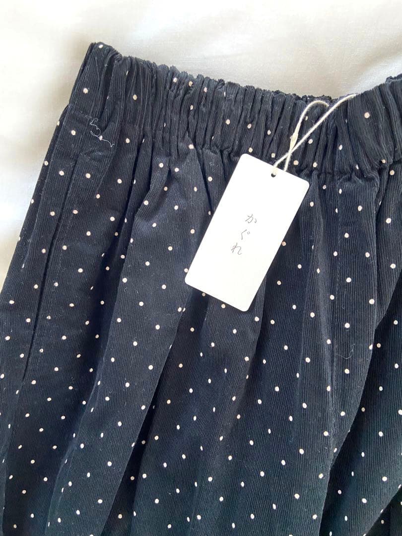 かぐれ　新品　ドットコーデュロイワイドパンツ