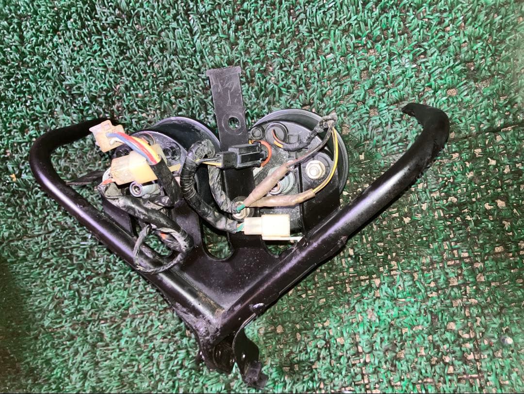 NS-1 アッパーカウルステー　メーターステー　スピードメーター　タコメーター