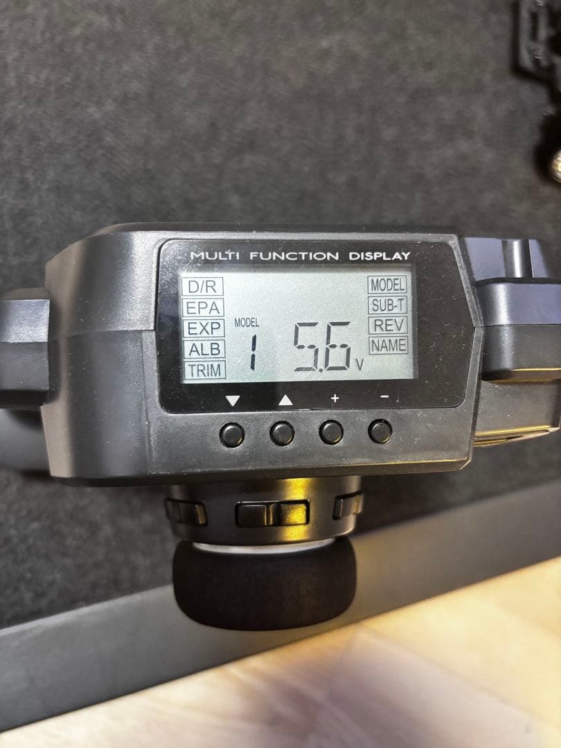 1/10 RC YOKOMO ReveDバッテリー SANWAプロポ