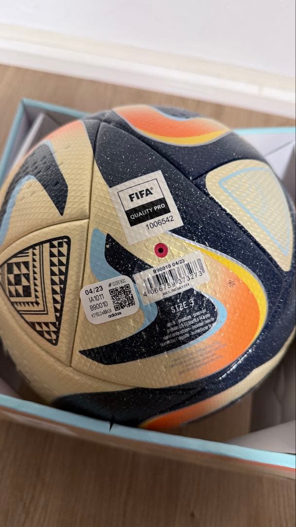 最終値下アディダス ファイナル オーシャンズ プロサッカーボール 5号球③