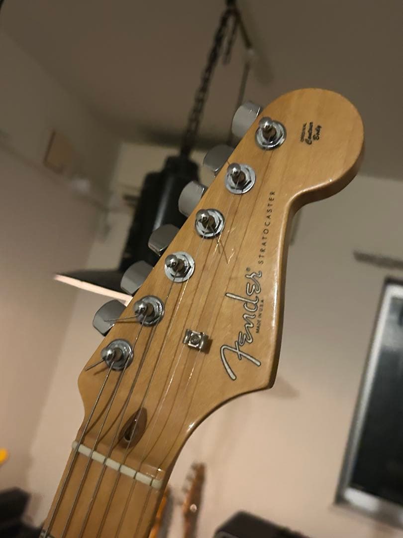 Fender ストラトキャスタータイプ エレキギター 青
