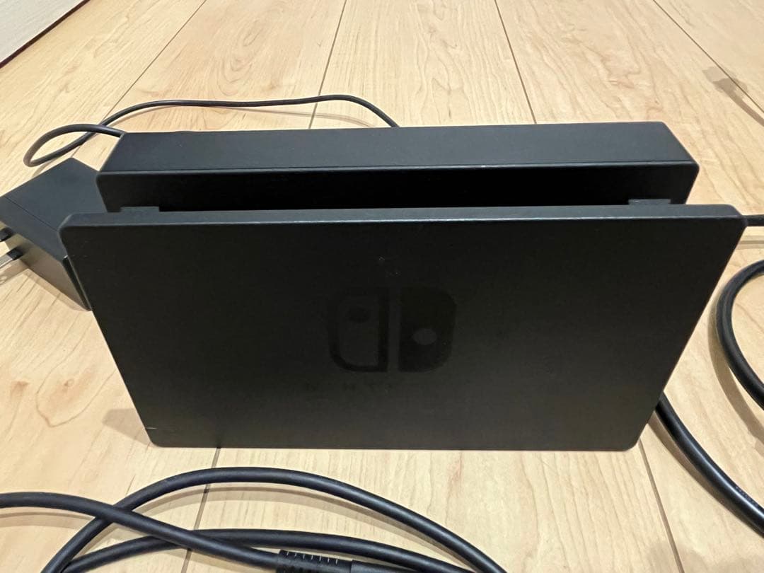 Nintendo Switch 本体 ほぼ未使用 美品 グレー 本体