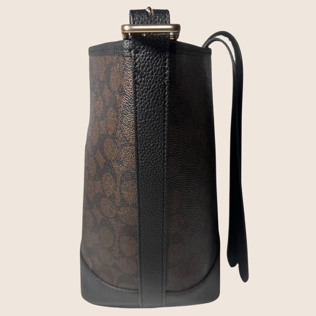 COACH（コーチ）シグネチャー ショルダーバッグ 人気モデル